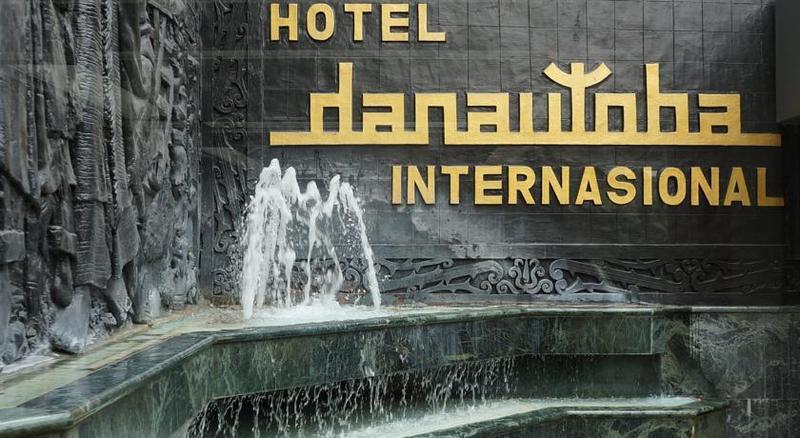 Danau Toba Hotel International Medan Exteriör bild